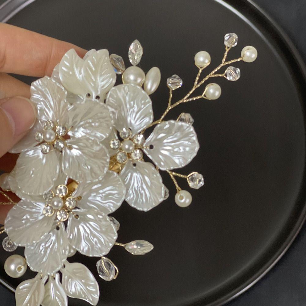 Korean style Crystal Pearl Flower Hair Pin Elegant Beautiful Bridesmaid Tiara Floral Style Barrettes Wedding Hair Accessories