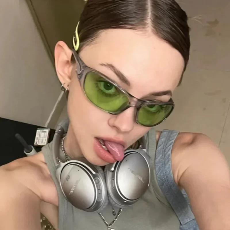 Солнцезащитные очки Y2K Sports Punk для женщин, дизайнерские квадратные очки-гогглы для мужчин, роскошные солнцезащитные очки UV400 с цветными зеркальными линзами