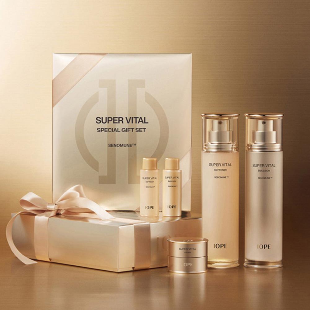 Iope Базовый план Super Vital из 2 частей + набор образцов из 5 частей