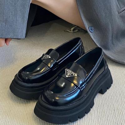 Женские туфли на платформе, новые, увеличивающие рост, из маленькой кожи, в британском стиле, модные, высокого класса, ретро, одинарные туфли