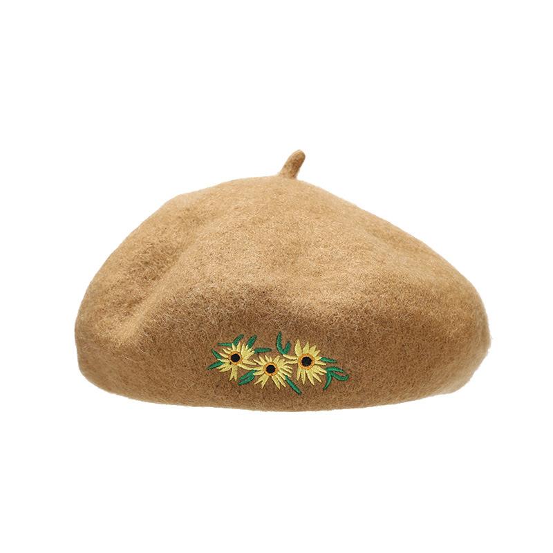 Women's Checked Beret Winter Floral Embroidery Street Fashion Hat Internet Celebrity Artist Xingjing BLM154