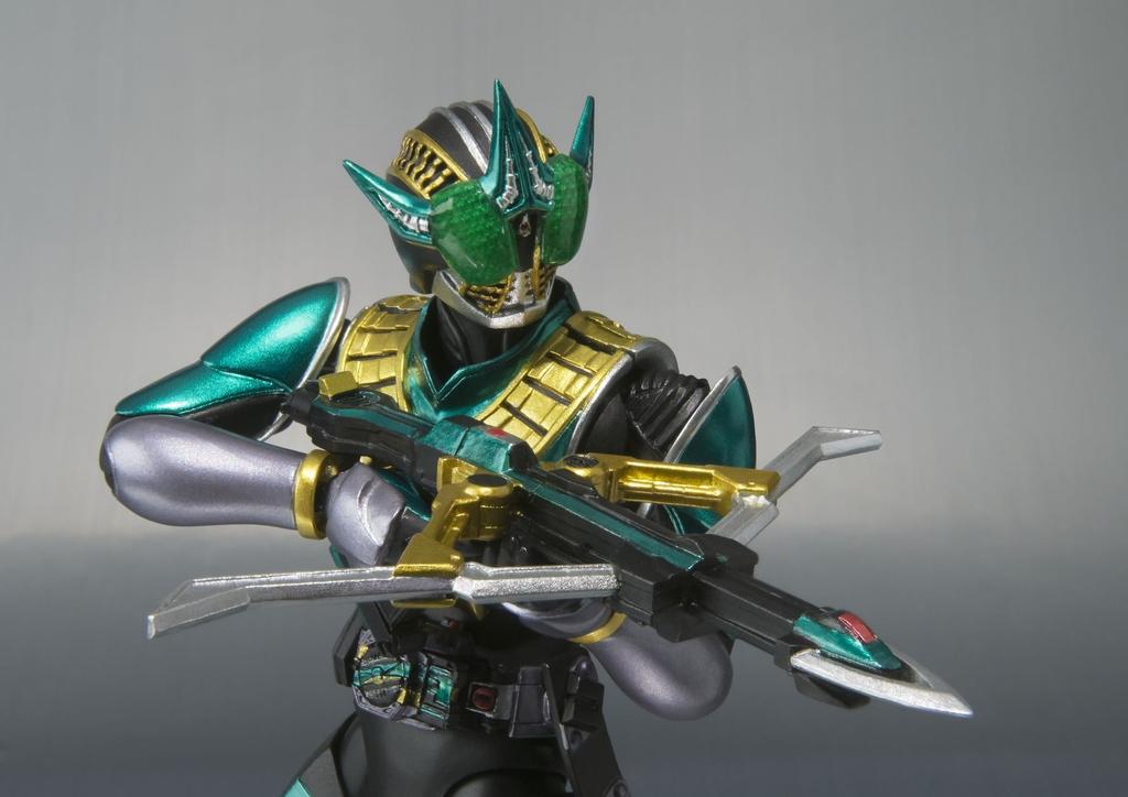 S.H.Figuarts Камен Райдер Зеронос Форма Альтеир