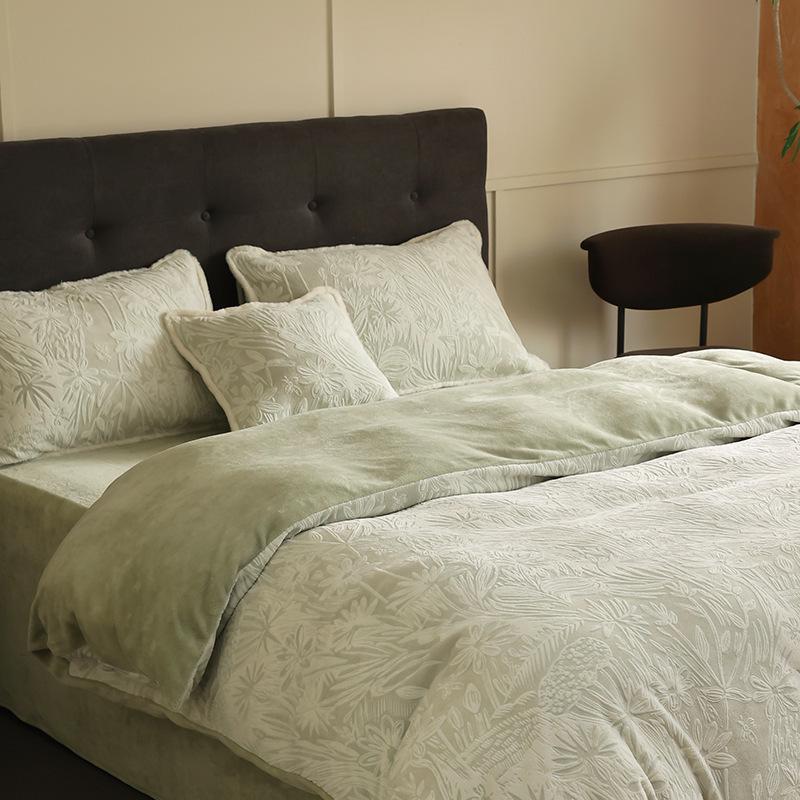 320г Супер Теплый Зимний Молочный Вельвет 4 Предмета Постельного Белья из Кораллового Флиса с Двусторонним Флисом - Простыня и Пододеяльник в Комплекте