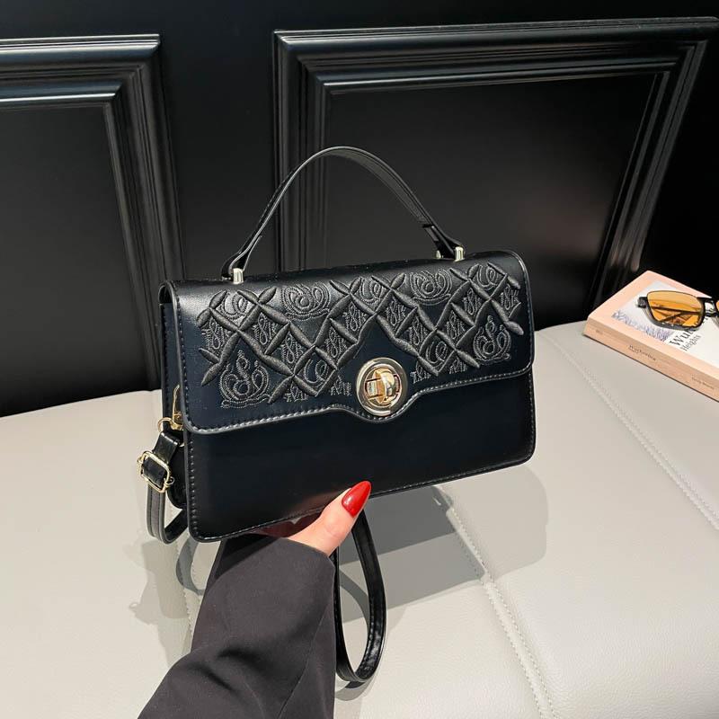 Женская сумка с замком, новая женская сумочка с принтом, повседневная сумка через плечо в иностранном стиле