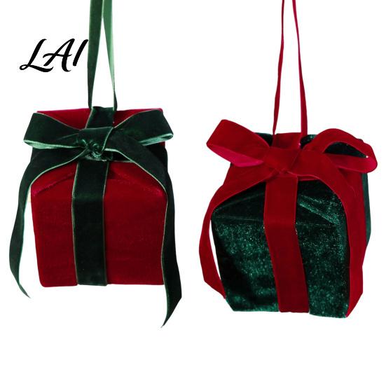 Xmas Holiday Table Decor Velvet Gift Box Christmas Tree Ornament Square Shaped Hanging Red Green Decorations Decoration with Bow for Winter
