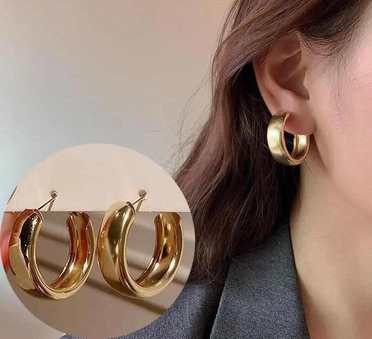 Fashion Vintage Gold U Earrings For Women Metal Earing Jewelry Trending New Korean Silver Oval Hoop Earrings