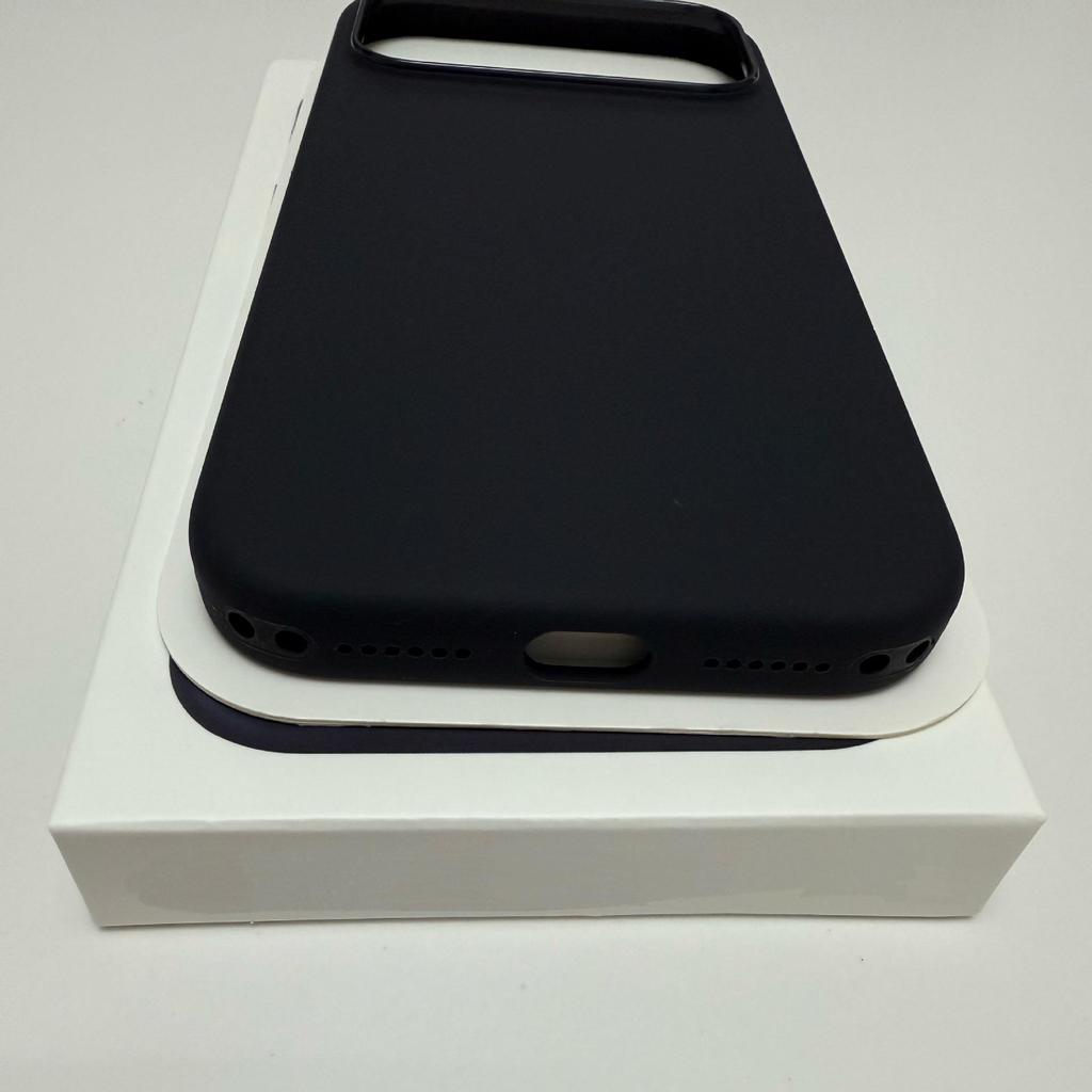 Мягкий чехол из жидкого силикона для iPhone 17 Pro Max - Однотонный, Защитный корпус от падений.