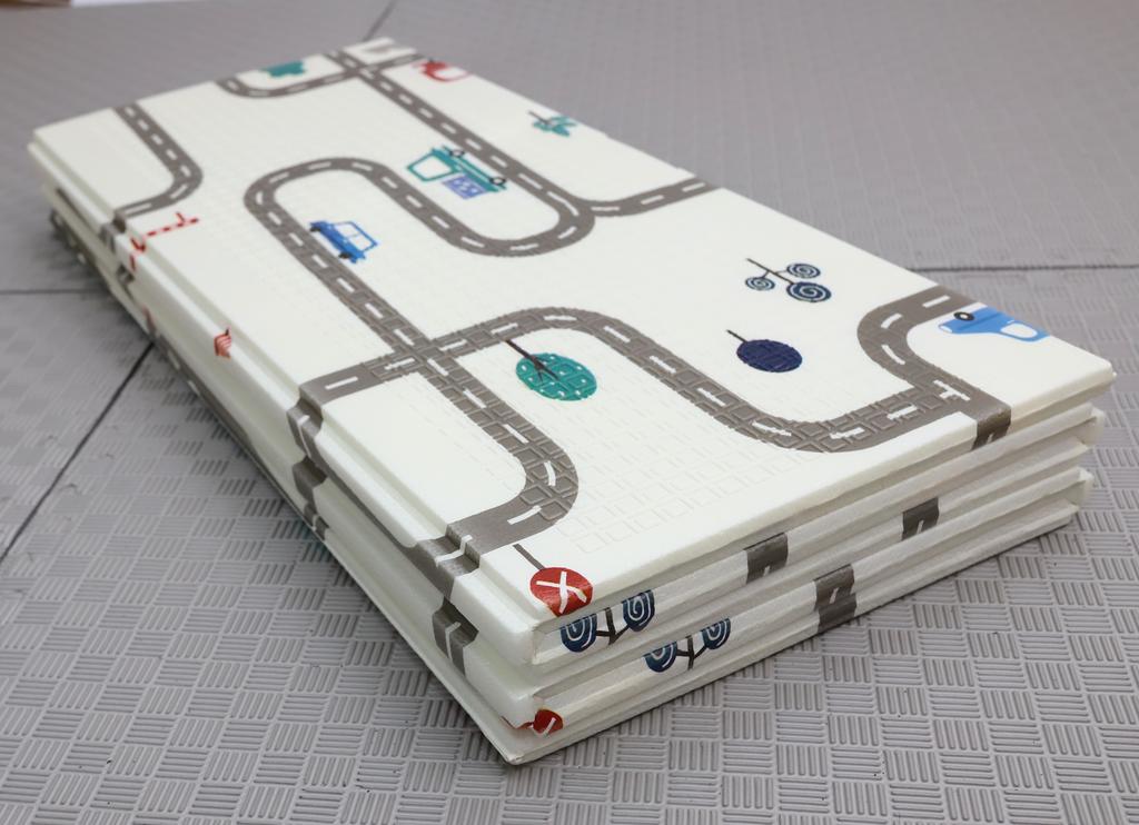 Складной коврик 200x180x1см - лес/дорога