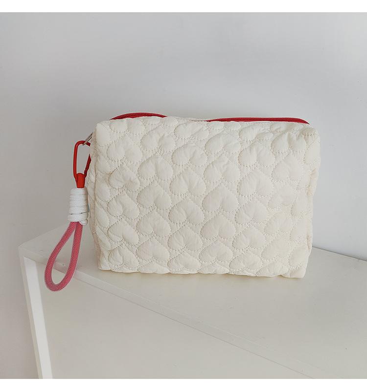 Cartoon Dog Women's Cosmetic Bags Large Capacity Female Makeup Bag Girls Pencil Case Heart Quilted Ladies Dot Clutch Handbags