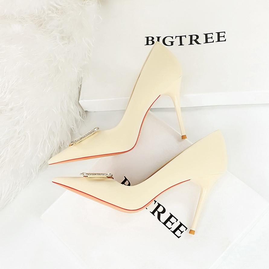 Модные женские туфли на высоком каблуке с острым носком и острым носом, туфли с водяными пуговицами и бриллиантами, модные женские туфли на высоком каблуке