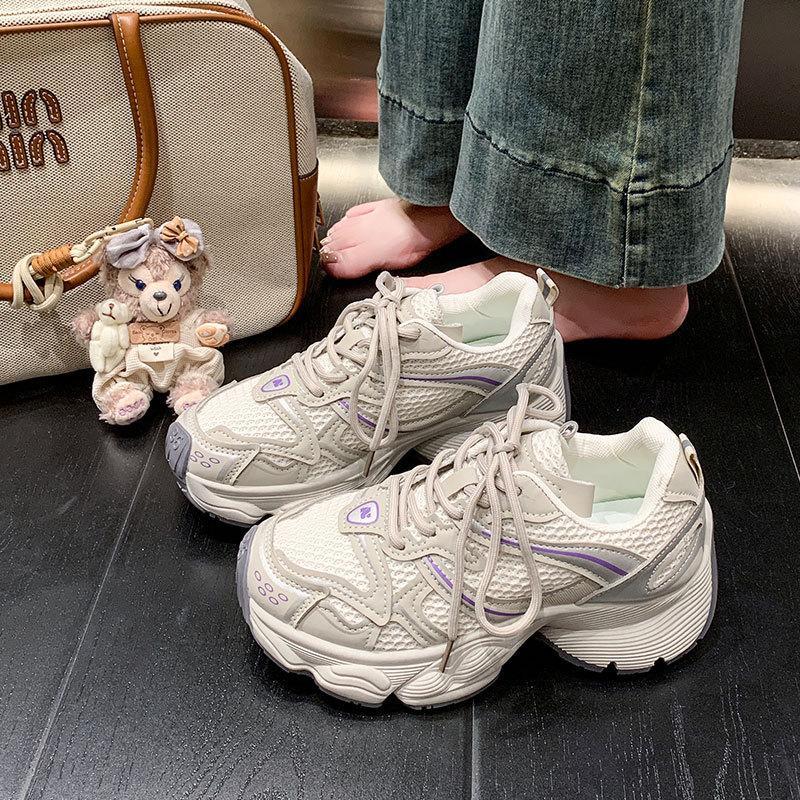 Платформенные кроссовки для папы женские весенне-осенние новые студенческие сетчатые дышащие увеличивающие рост легкие повседневные спортивные туфли женские
