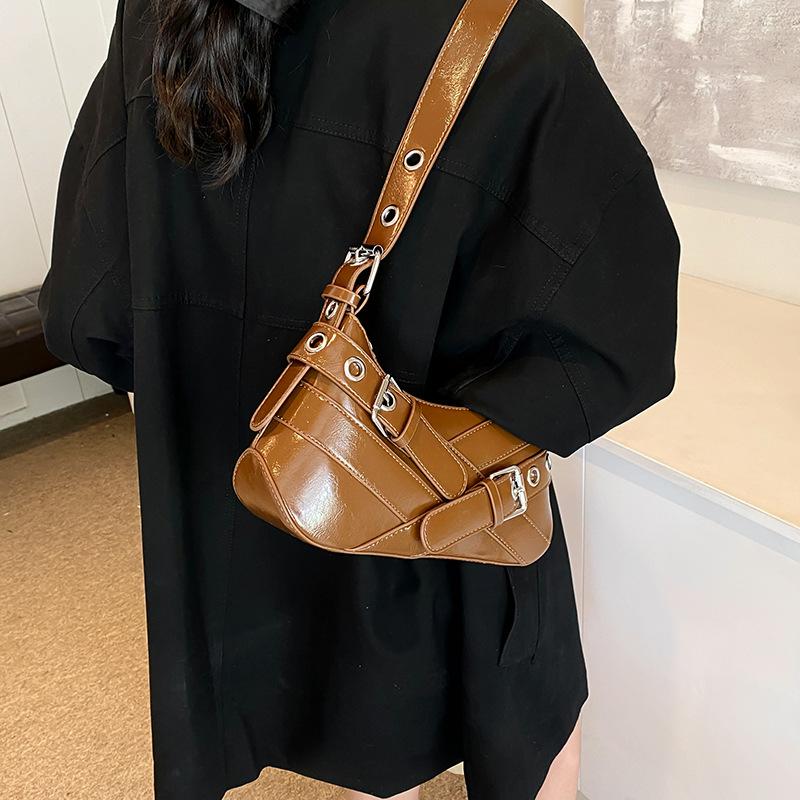 Нишевый дизайн в стиле локомотива, сумка подмышку Spice Girl, женская, новая трендовая универсальная сумка-мессенджер на одно плечо, осень-зима 2025