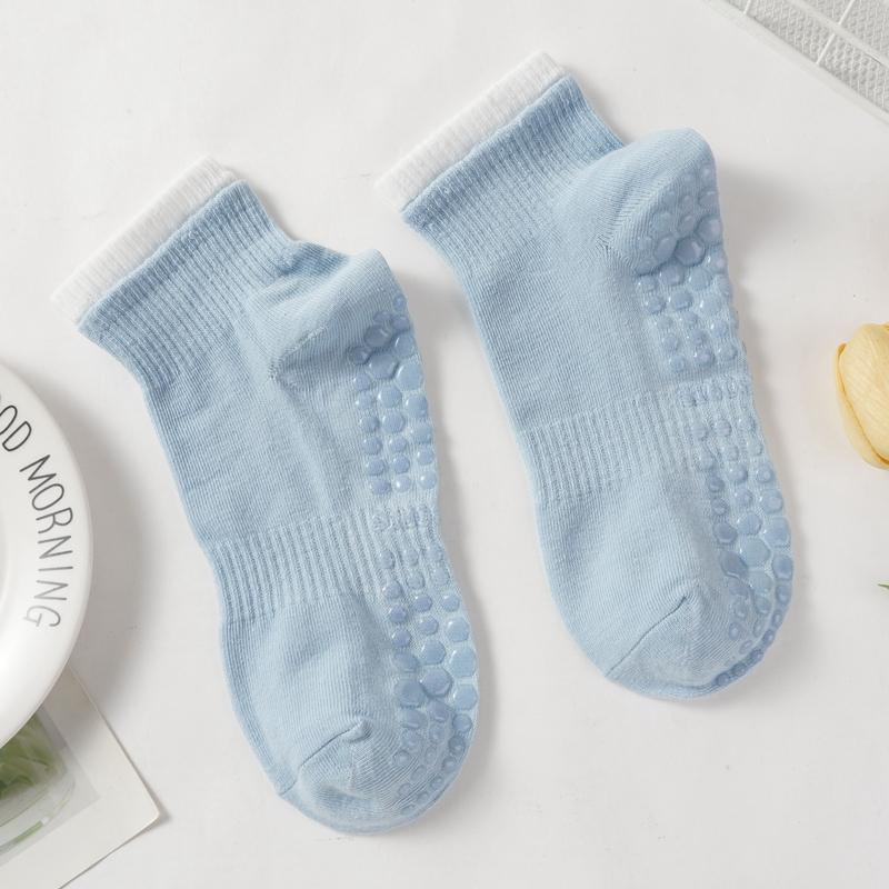 Women's Floor Socks Contrast Color Yoga Socks Cotton Sports Dance Professional Non-slip Silicone Socks