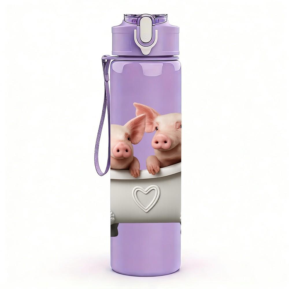 1PC Two Piglets Bathtub Cartoon 750ml Color Plastic Sports Water Bottle Leakproof Flip Straw Lid For Sports Office Home Use