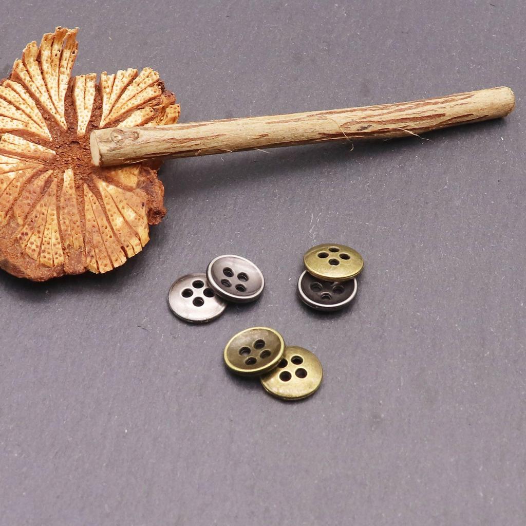 Retro Four-Eye Metal Button Shirt & Suit with Concealed Pocket and Hand-Sewn Round Buttons