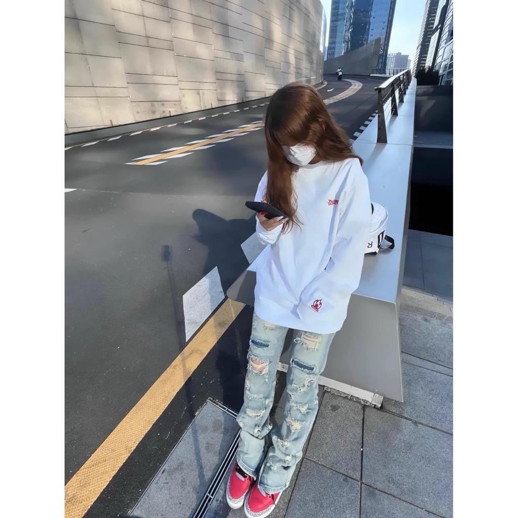 Женский худи с вышивкой "Маленькое пламя" - Осенне-зимний свободный топ с длинным рукавом в стиле стритстайл, парная одежда