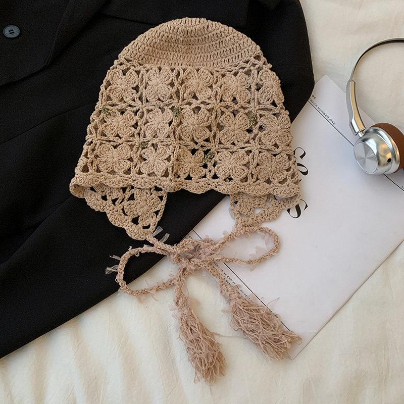 Ethnic Style Handmade Crochet Flower Tassel Cap for Women, Spring and Summer New Hollow Out Atmosphere Pullover Hat
