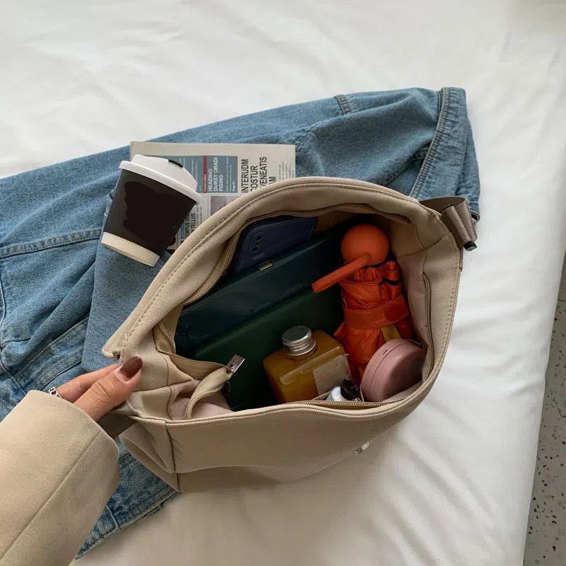 Однотонная простая сумка-мессенджер на одно плечо, универсальная, корейская, из нейлонового холста, для ношения через плечо, женская