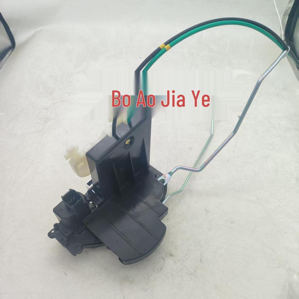 Привод центрального замка двери автомобиля Hyundai 81310-2F010/81320-2F010