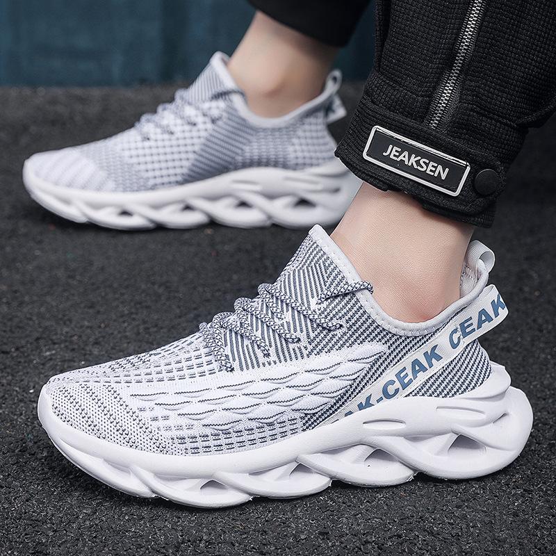 Весна и лето новые большие размеры импортная торговля плетеная сетчатая обувь мужская легкая мягкая подошва повседневная трендовая обувь из кокоса пятно