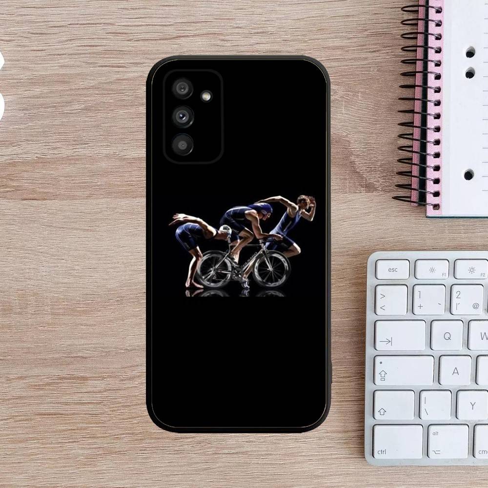 Чехол для телефона для триатлона Swim Bike Run для Samsung Galaxy A13, A21s, A22, A31, A32, A52, A53, A71, A80, A91 Мягкий черный чехол