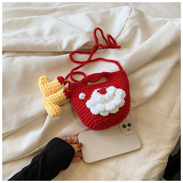 Новые модные мультяшные сумки через плечо 2025 года, рождественская вязаная крючком сумка ручной работы из пряжи, креативная сумка-мессенджер для мобильного телефона в форме Санта-Клауса, снеговика, тыквы