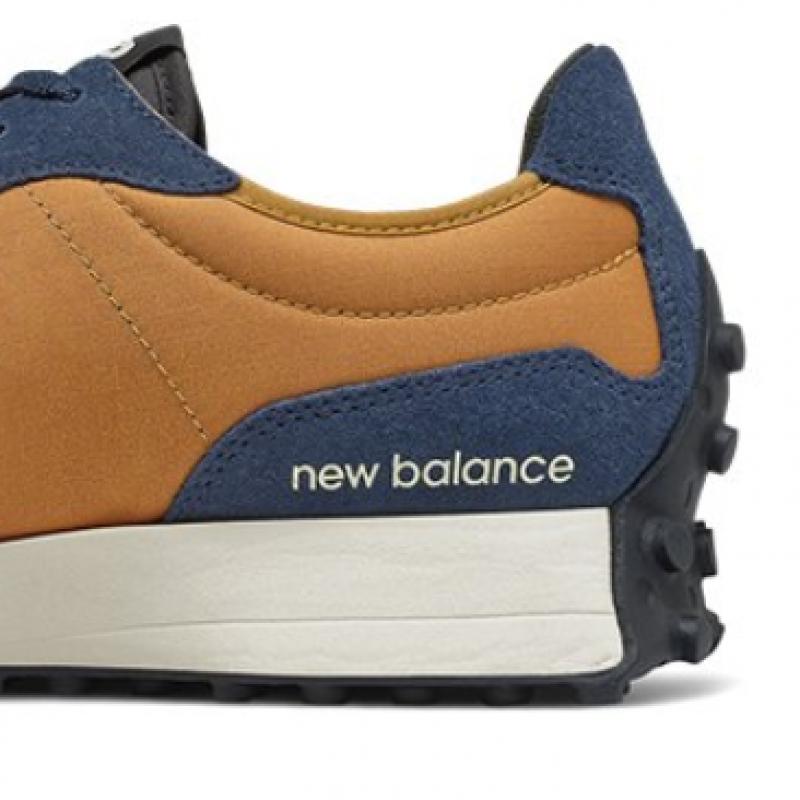 New Balance 327