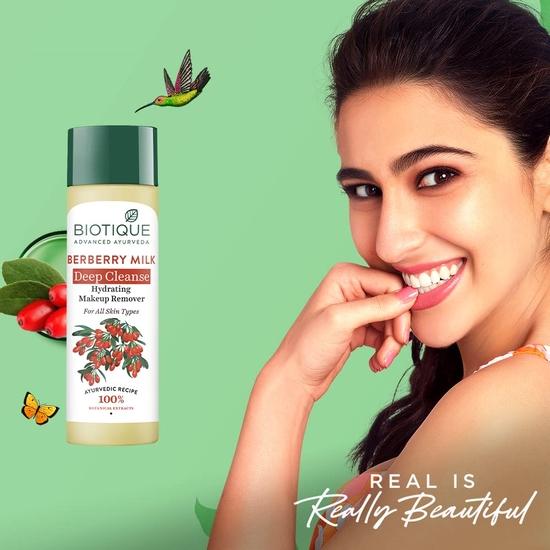 Biotique Berberry Milk Deep Cleanse Увлажняющее средство для снятия макияжа для всех типов кожи, 120 мл