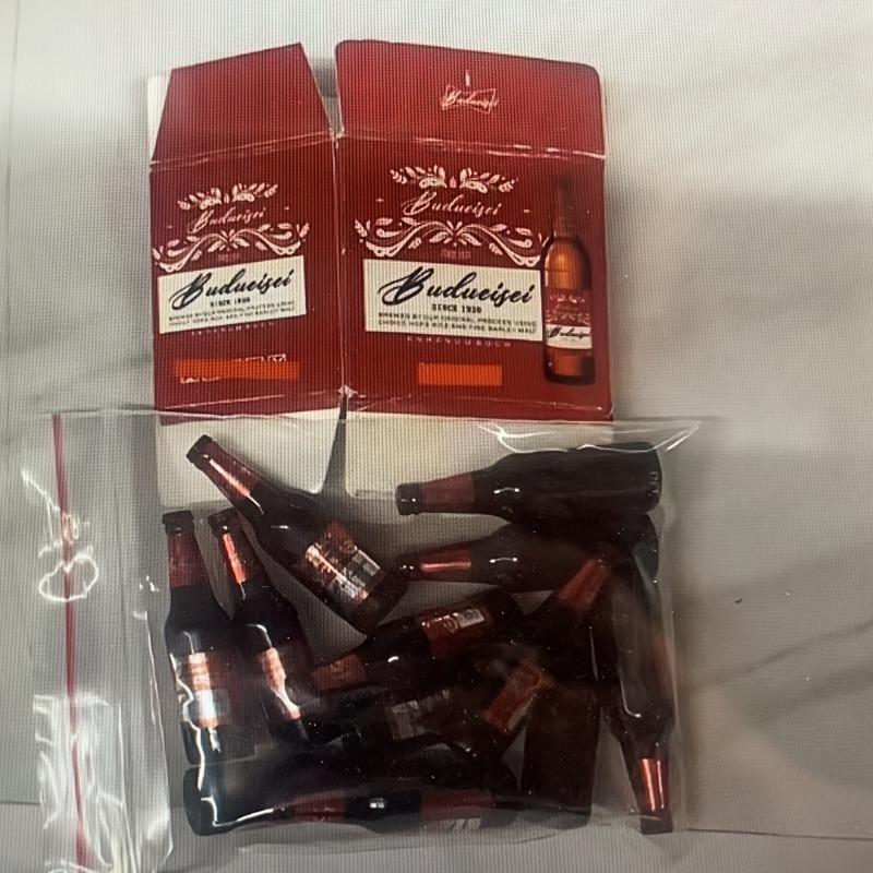 Мини-игрушка Budweiser Beer, ролевая игра 1 : 12 кукольных аксессуаров, миниатюрная сцена в стиле супермаркета с 12 мини-игрушками в виде пивных бутылок