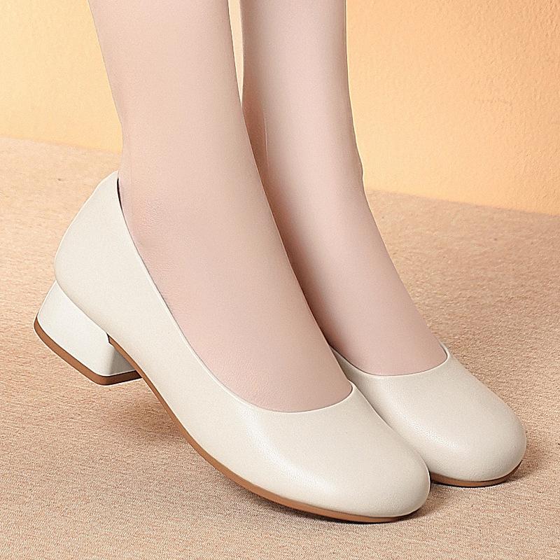 Fashion Soft Sole Thick Heels Without Tiring Work Shoes Black Single Shoes Formal Wear Commuting For Work Women's Leather Shoes New