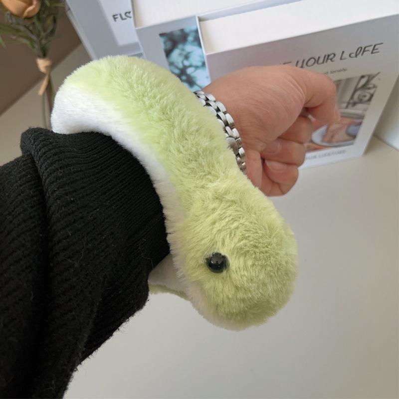 Зеленая змея плюшевая игрушка и набор браслетов - милый подарок для детей