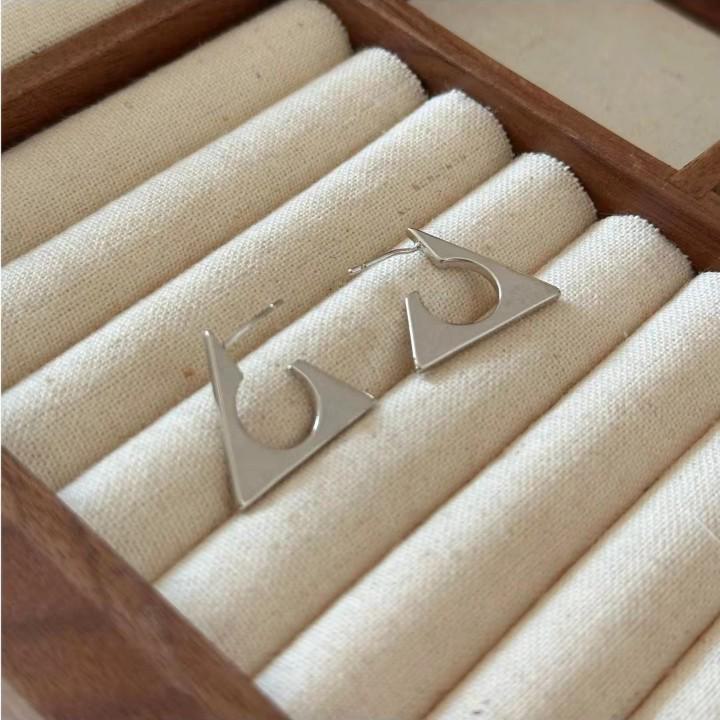 Elegant Geometric Triangle Earrings: Niche Design, Fashionable, and Cold Style for Women.