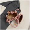 New Fashion Portable Water Women's Versatile Bag Casual Shoulder Messenger Bag