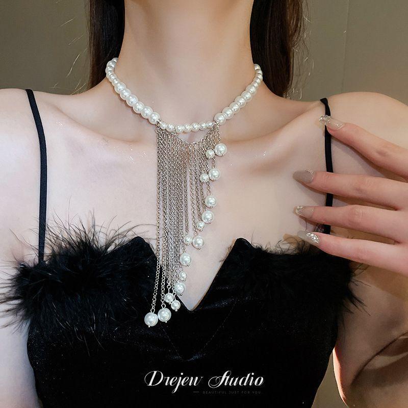 Korean temperament love butterfly pearl fringed necklace fashion collarbone chain versatile item decoration