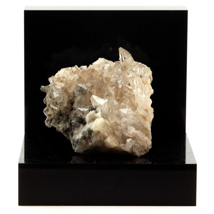 Quartz 397.6 carats