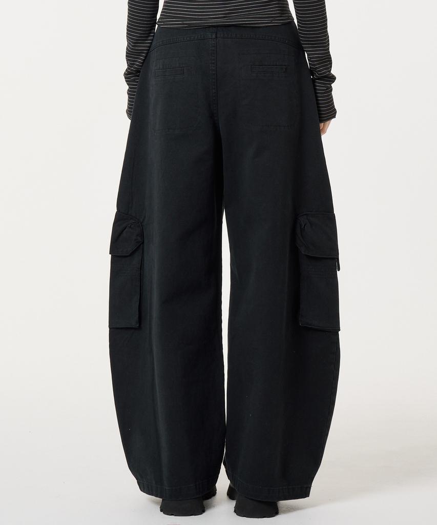 UNKNOWN PLANET Curved Cargo Cotton Pants Black