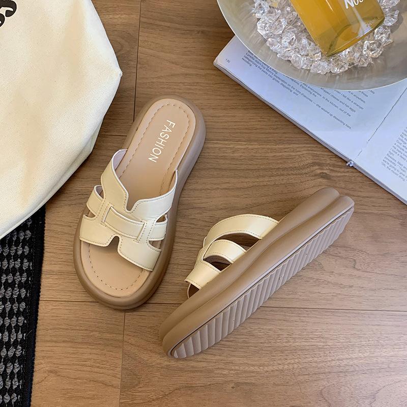 Roman Cool Slippers Women's 2025 Summer New Woven Hollow Niche Outer Wear Thick Bottom Casual Versatile One-word Drag Women