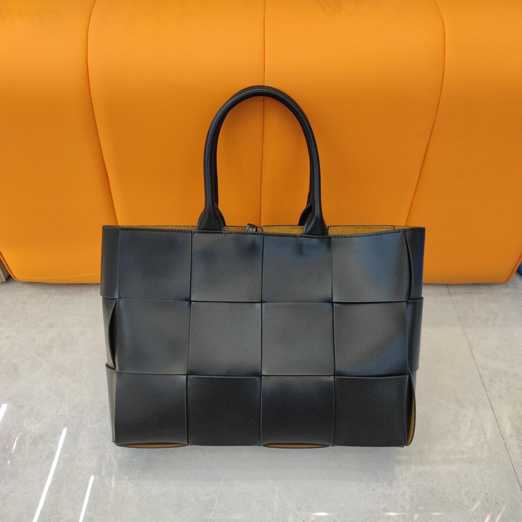 / Cross Border Новая натуральная кожаная ручная тканая сумка кожаная однотонная сумка для поездок на работу большой емкости для женщин