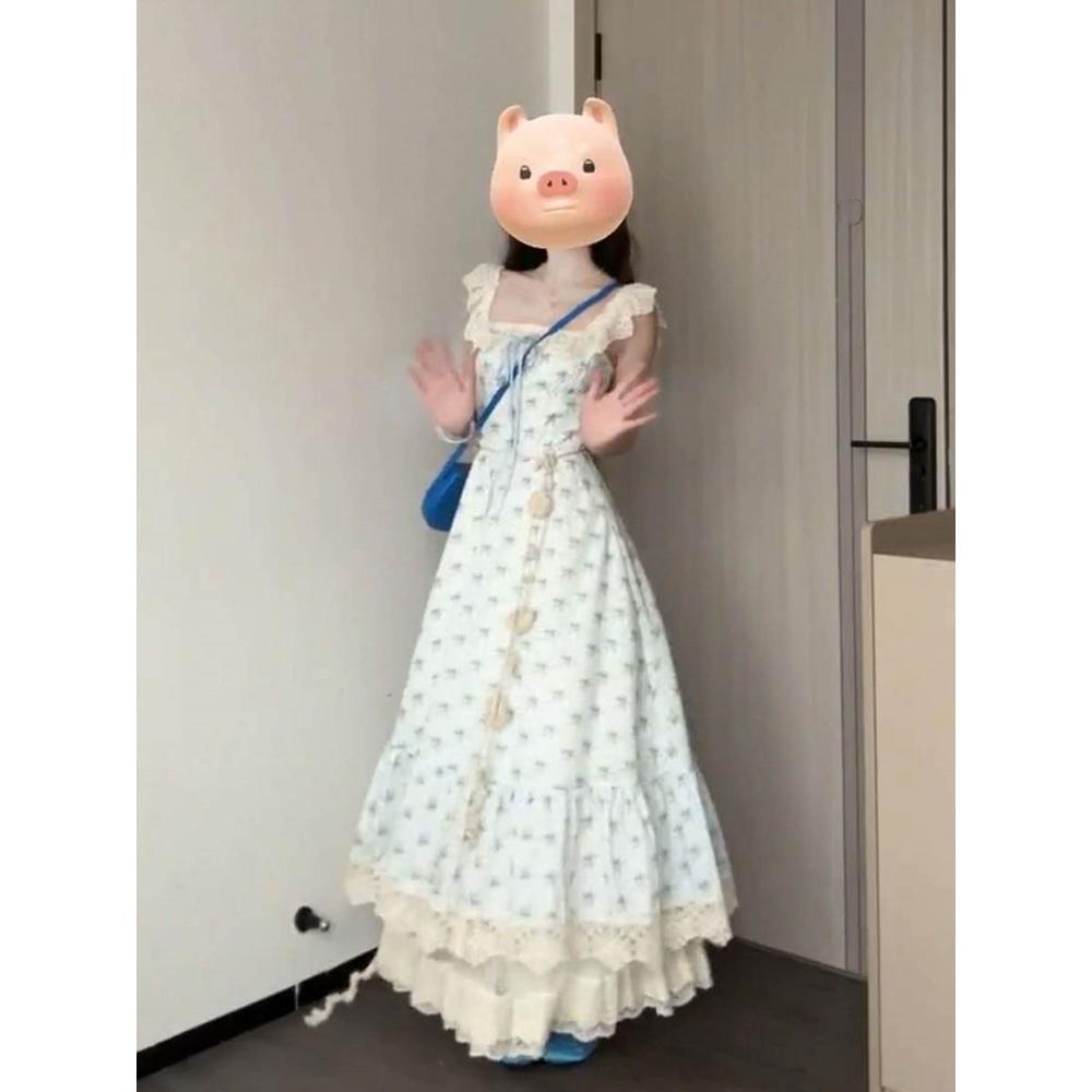 Blue Floral Suspender Dress, Unique and Beautiful Vacation Style, Sweet Summer Atmosphere, Small Skirt