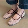 Модная женская обувь 2025 Горячая распродажа Мелкие женские балетки Модный ремешок с пряжкой Повседневная Новинка Квадратный носок Легкие Бестселлер Балетки Низкий каблук