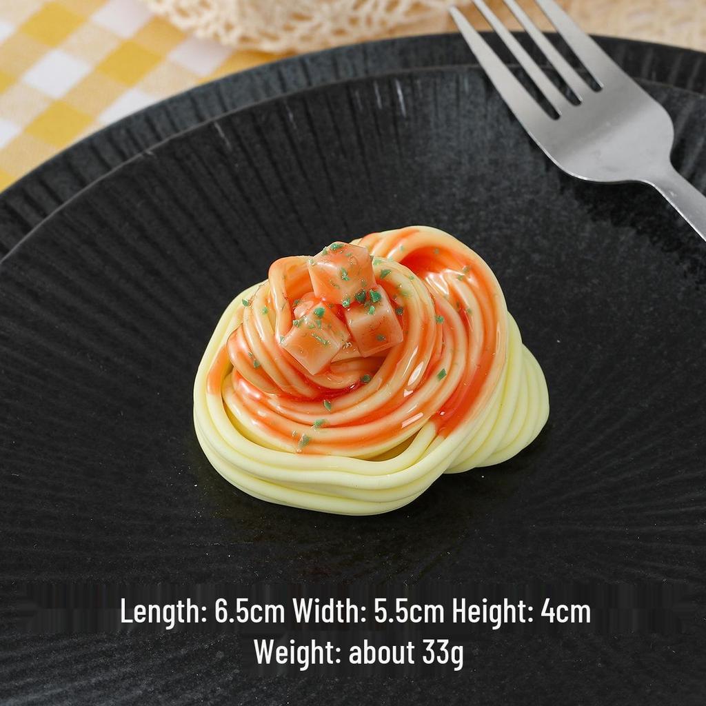 Модель спагетти с креветками и соусом для демонстрации западной еды и реквизит для кино