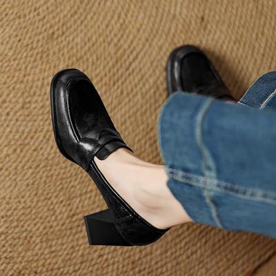 Новая всесезонная женская обувь из маленькой кожи, удобные туфли большого размера, женские черные туфли на высоком каблуке, кожаный квадратный каблук, толстая подошва, нескользящие