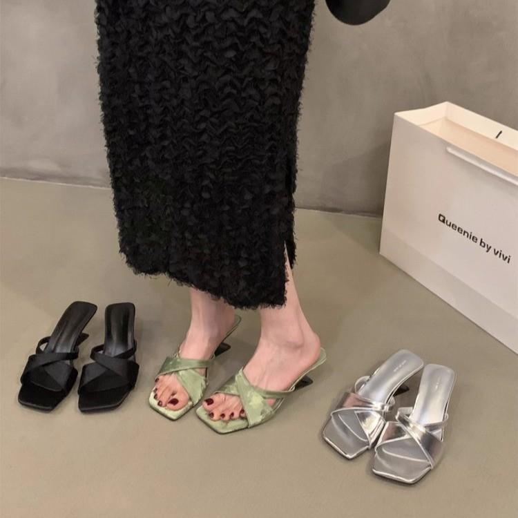 Fashion 2024 Designer Elegant Shoes Women Sandals Wedge Heel Medium Slippers Women Open Toe Luxury Fashion Party Women Shoes