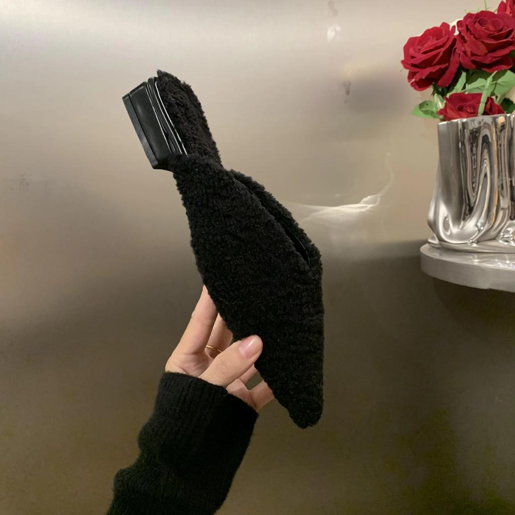 Fashion 2024 Spring Woman Fur Mules Slippers Fashion Slides Shoes Ladies Elegant Outdoor Street Style Low Heel Footwear