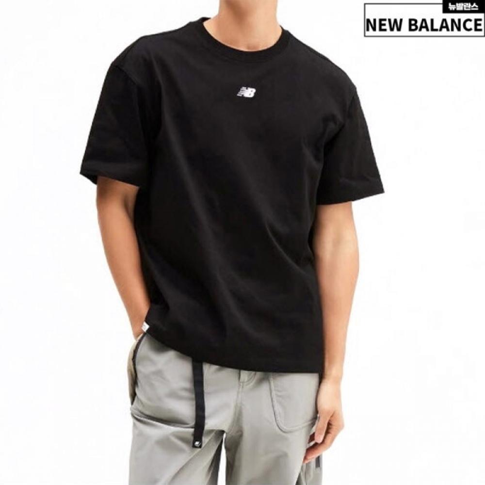 New Balance Essential Center Logo Short Sleeve Tee Nbnee21033 19