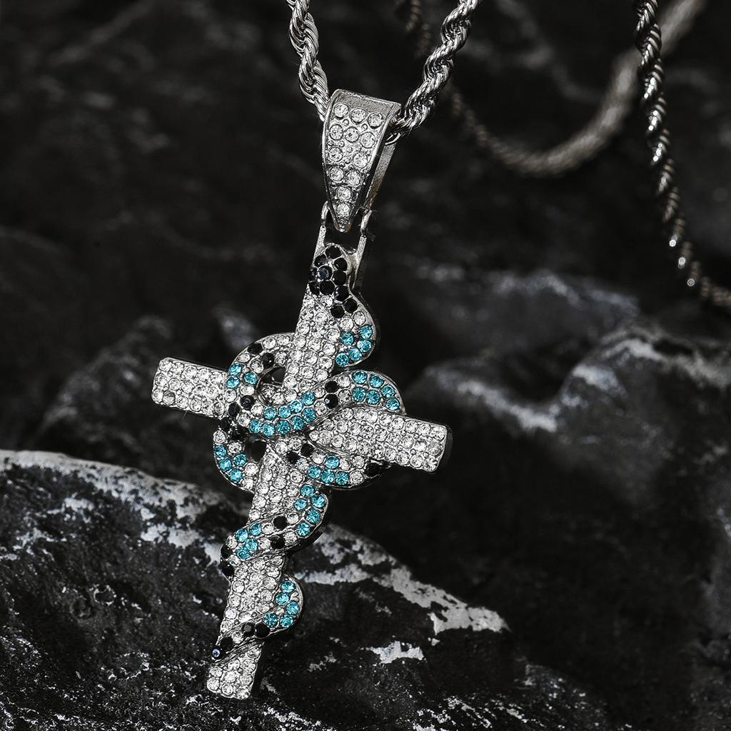 Color Rhinestone Cross Pendant Necklace, Twist Chain Personalized Trendy Men's Diamond-encrusted Accessories, Two-color Optional