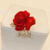 Темперамент Красная роза Брошь Высококачественные аксессуары для костюмов Булавки Дизайн Броши