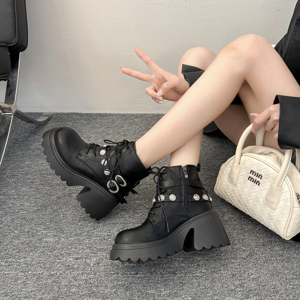 Модные новые женские ботильоны из искусственной кожи, женские осенне-зимние туфли с круглым носком на шнуровке, женские мотоциклетные ботинки на платформе, готическая обувь