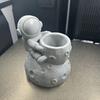3D-печатный держатель для ручек в виде астронавта с лунной базой Милый настольный органайзер в космической тематике для детей Вместительный пенал Держатель для кистей Уникальный подарок для