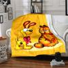 1pc Garfield Cartoon Comics Soft Skin-Friendly Flannel with Digital Printing, Various Sizes Available for Family, Friends, Birthday086